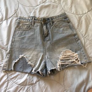 Stylenanda High Waisted Distressed Shorts